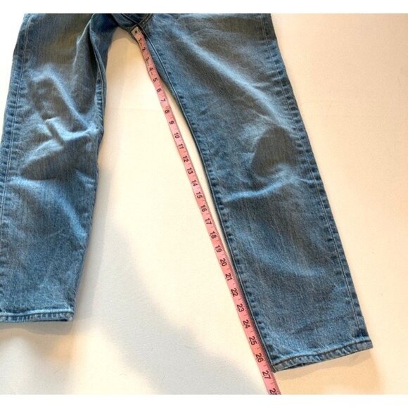 Levi’s Light Wash Wedge Fit Ankle Women’s Button Fly Jeans Size 26 Casual - Picture 11 of 16